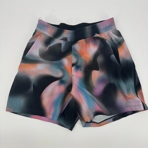 Lululemon Men’s Athletic Shorts Abstract Print Multicolor Size Small (L1)